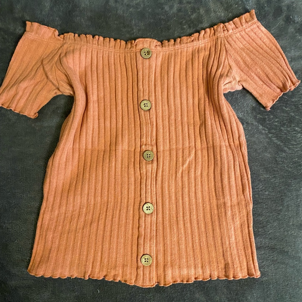 Rust Off-Shoulder Button-Down Top - Picture 2 of 3